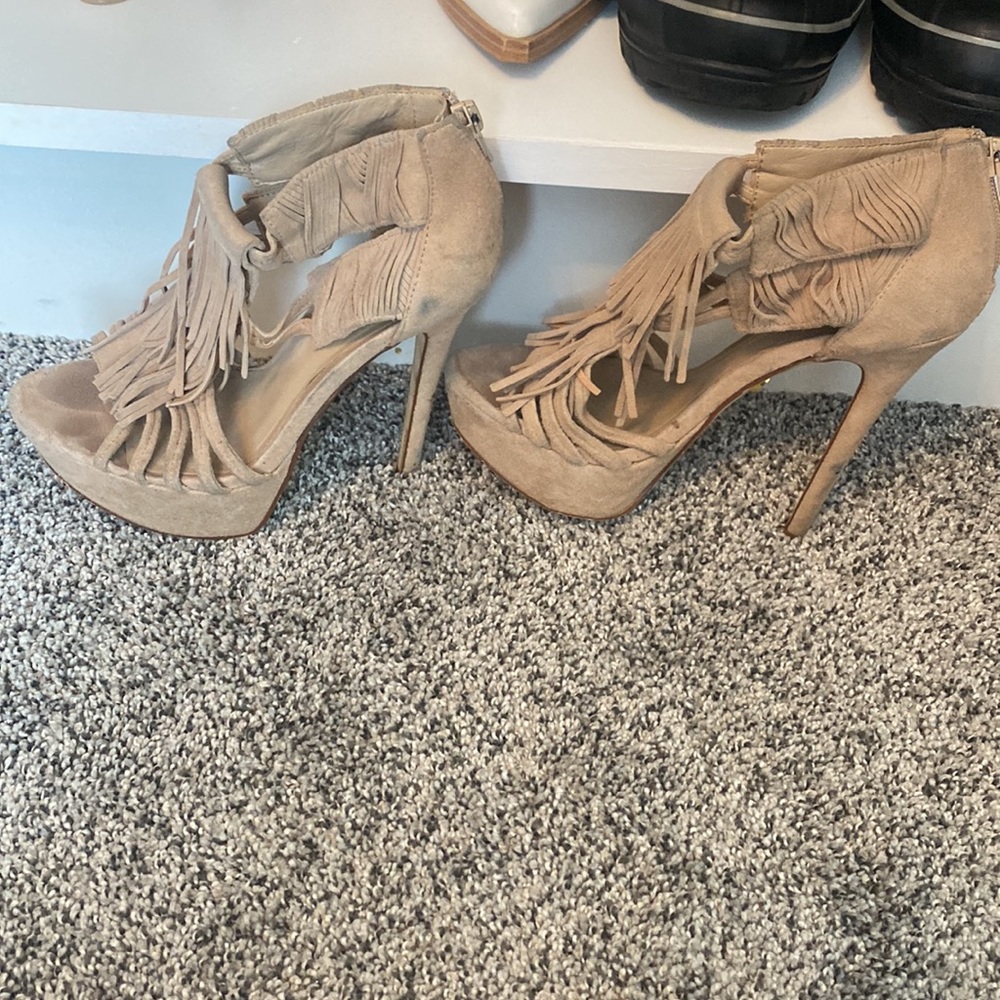 Bebe heels - Picture 3 of 4